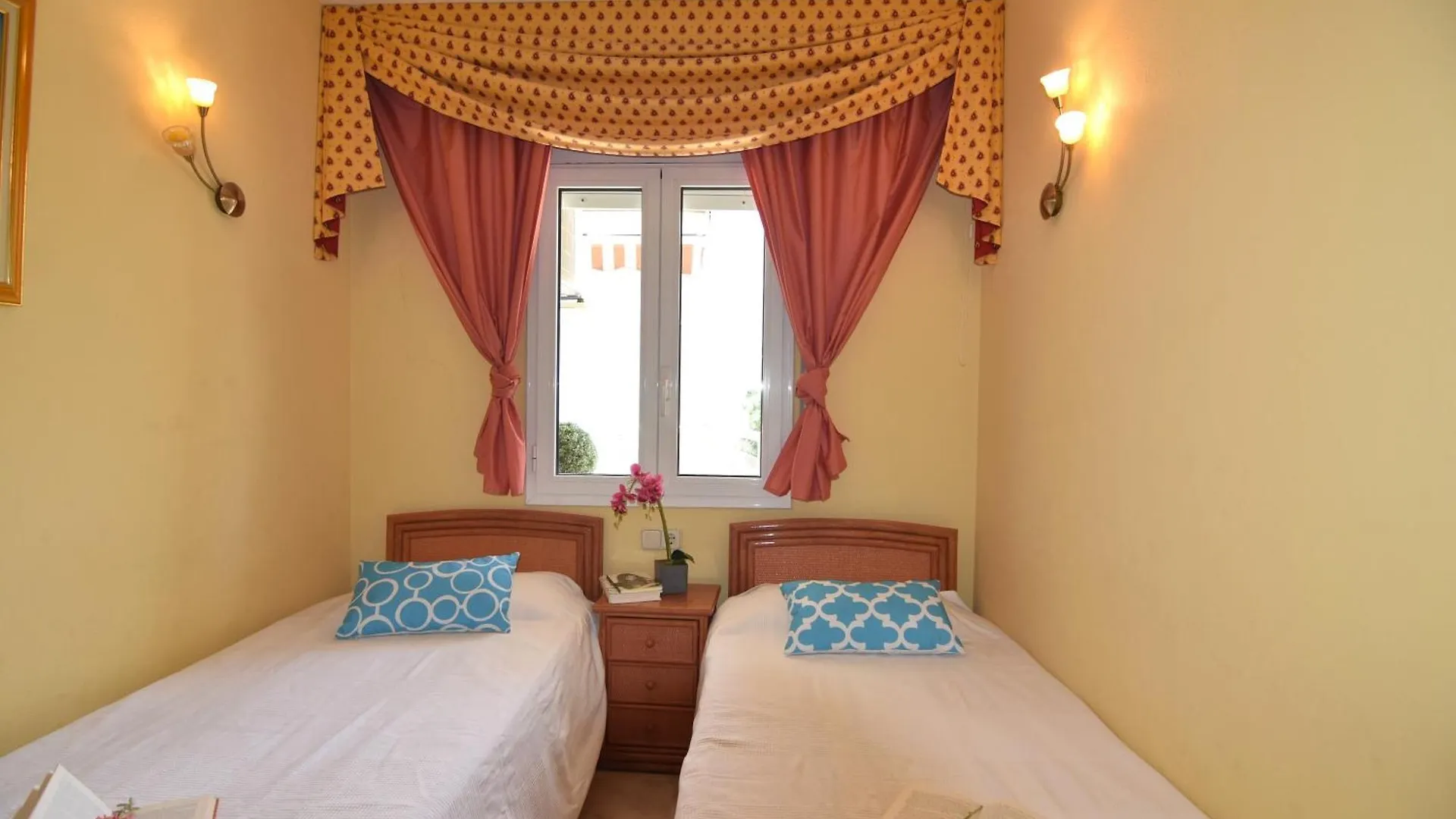 Rnet - Thalassa Roses Costa Brava 0*,  Spain