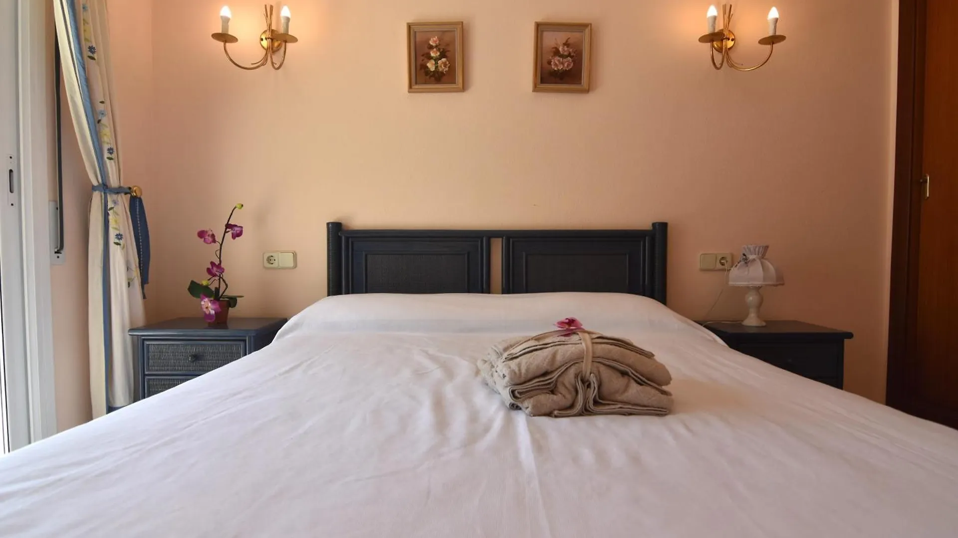 Apartment Rnet - Thalassa Roses Costa Brava Spain